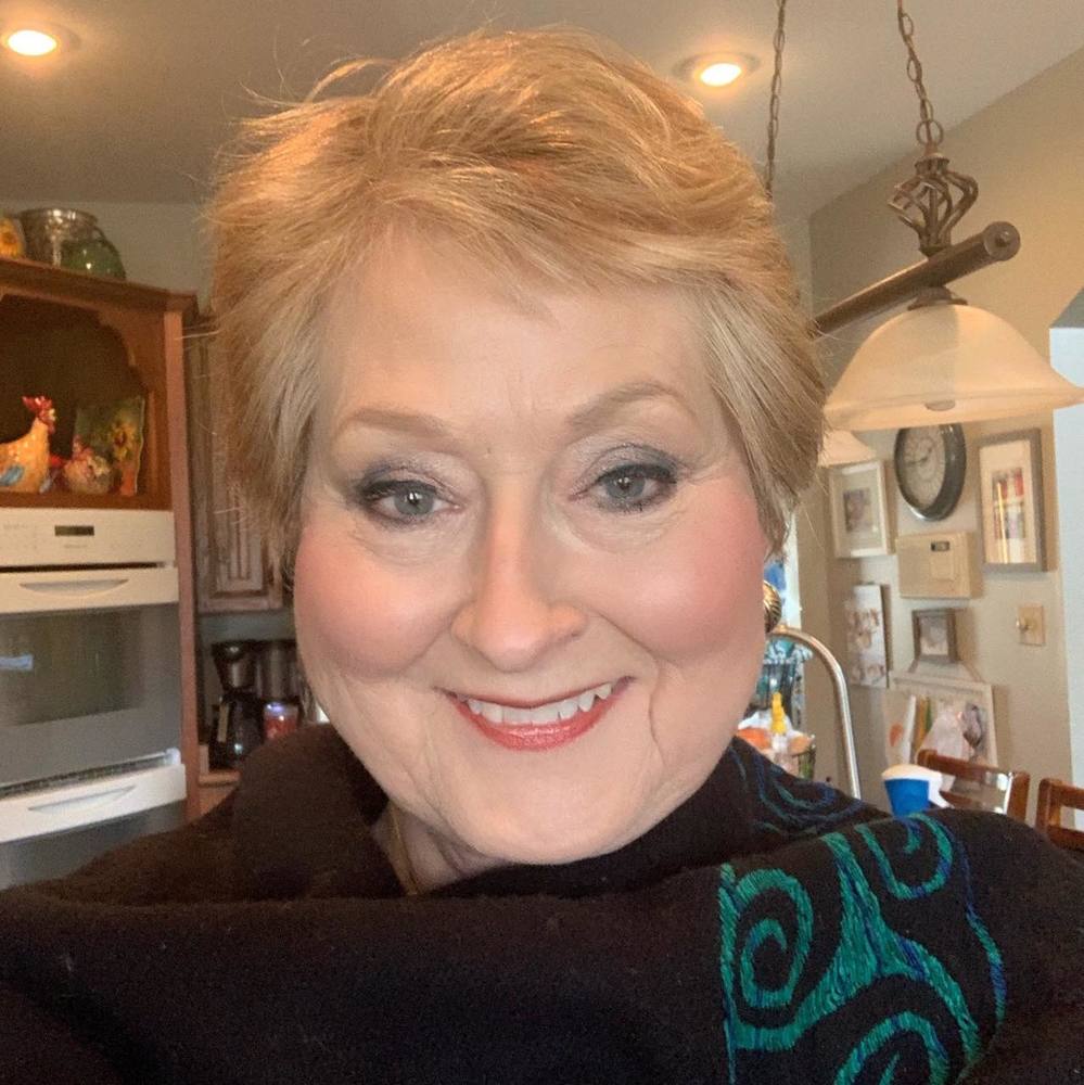 Meet your Posher, Denise